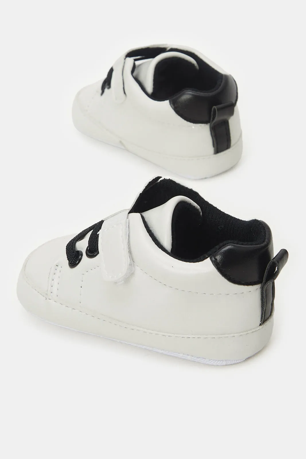 Baby White Velcro Pram Shoes