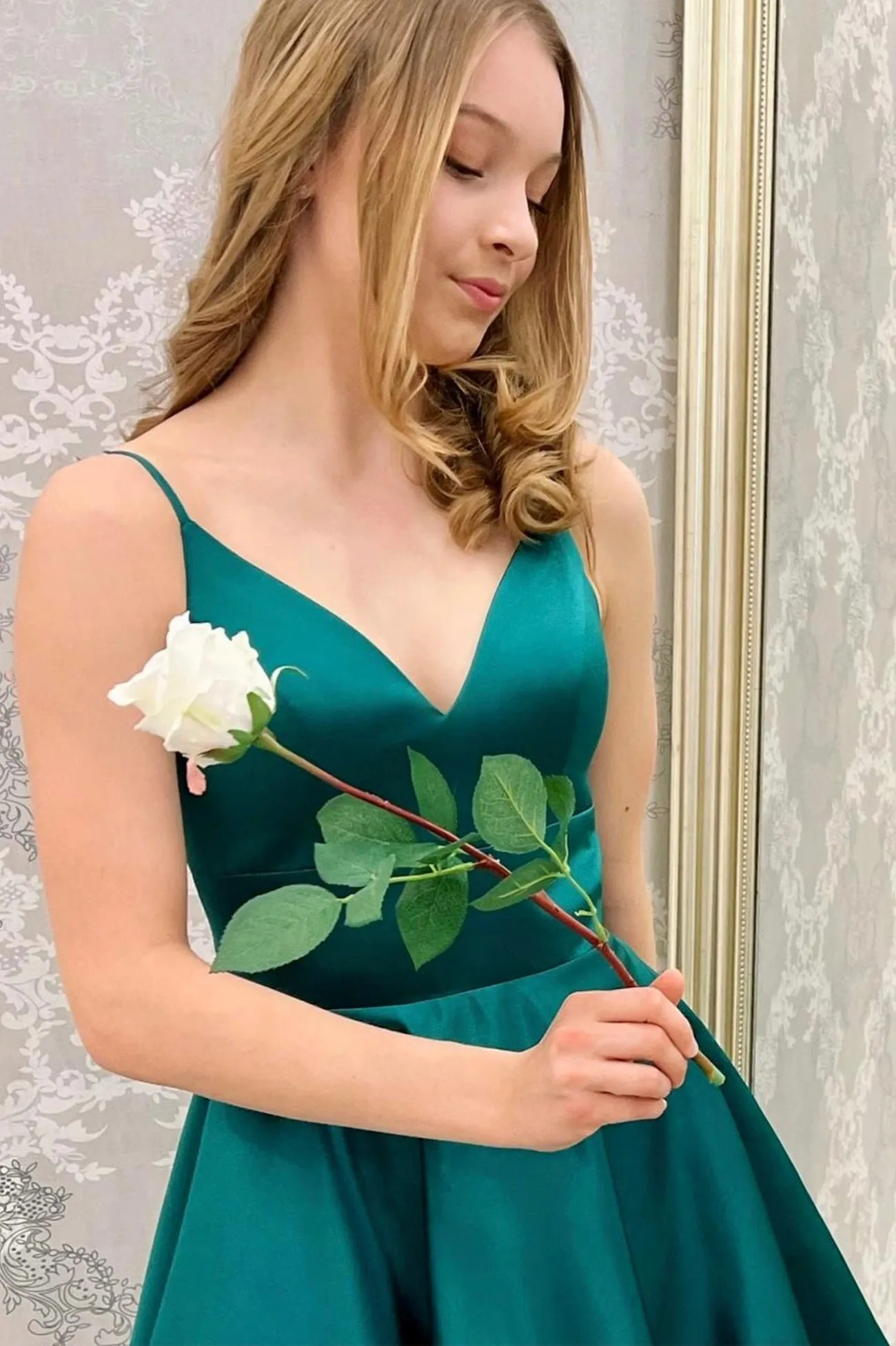 Cute V-Neck Satin Short Prom Dress, A-Line Cocktail Dresses