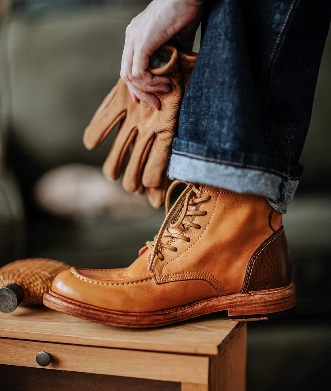 HANDMADE COWHIDE BOOT