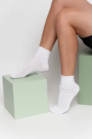 Kai White Bamboo Two Pack Boot Socks