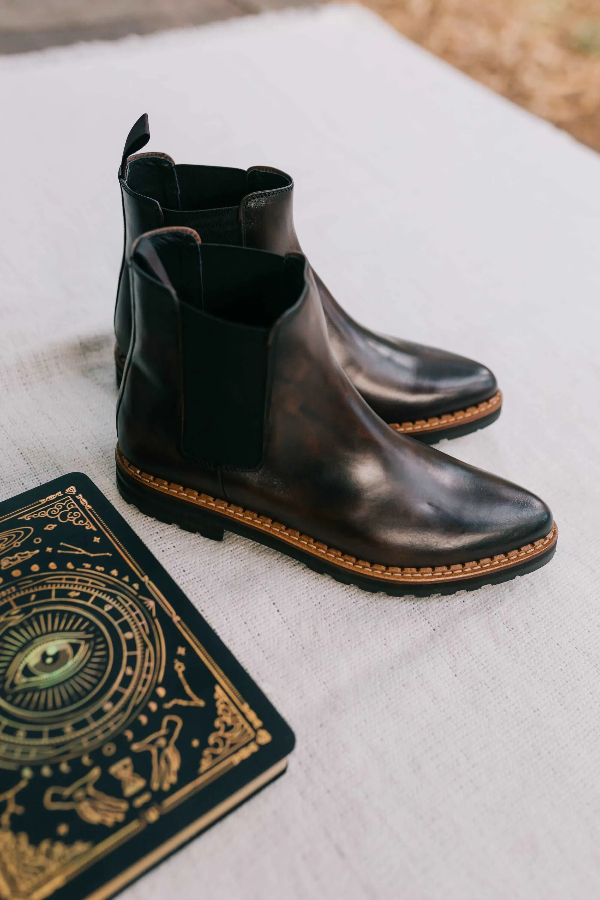 Luna Chelsea Boots - Choco Brown Leather