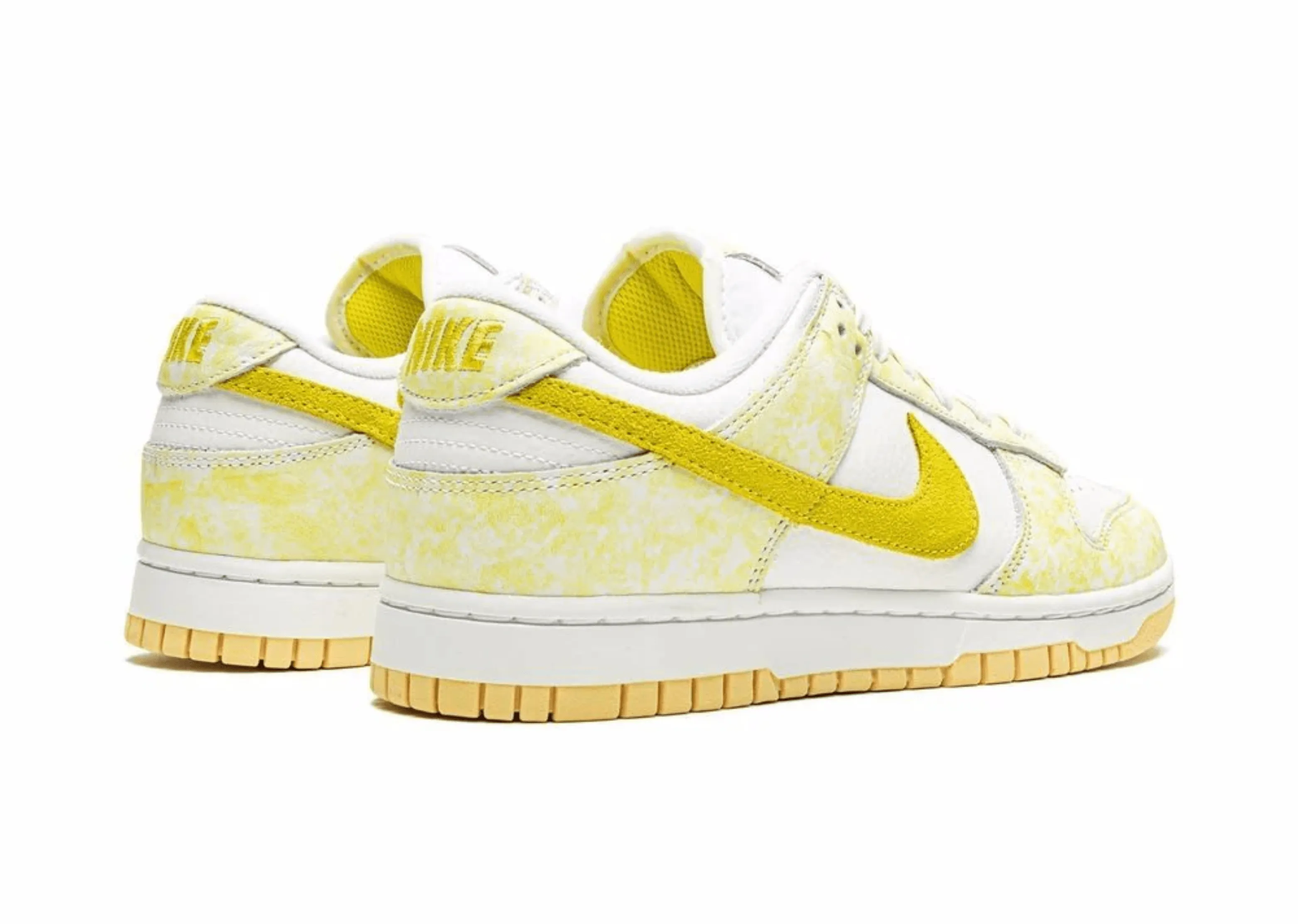 Nike Dunk Low Yellow Strike