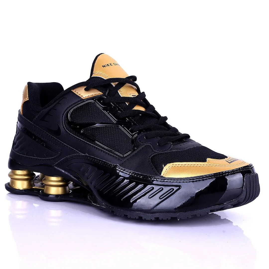 NK Flyknit Black And Gold Exquisite Designed Lace up Sneakers