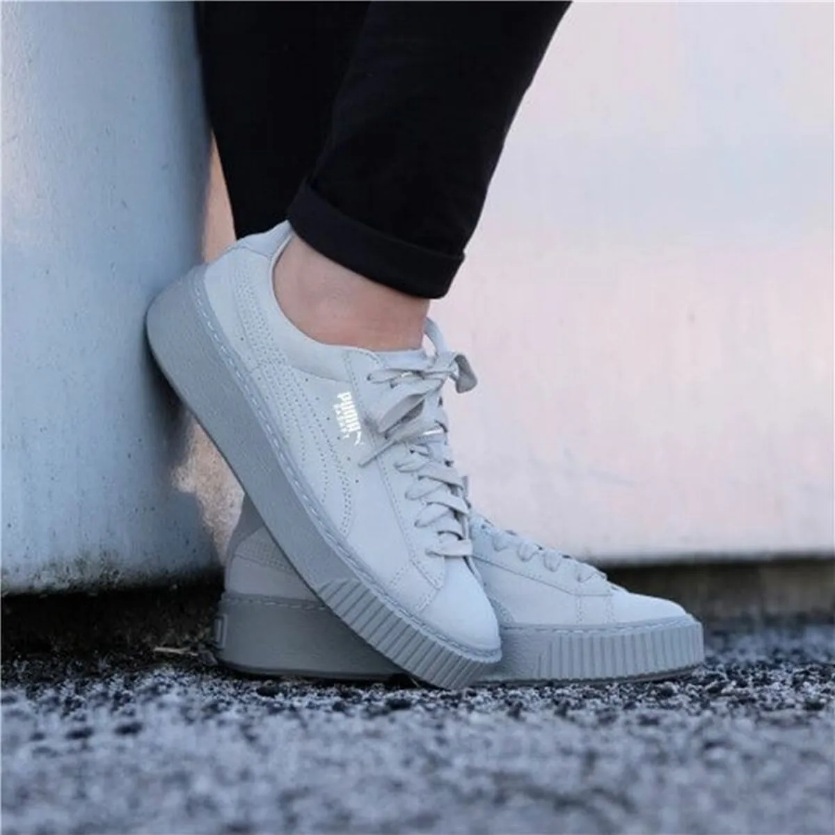 Sports Trainers for Women Puma Basket Platform Reset White