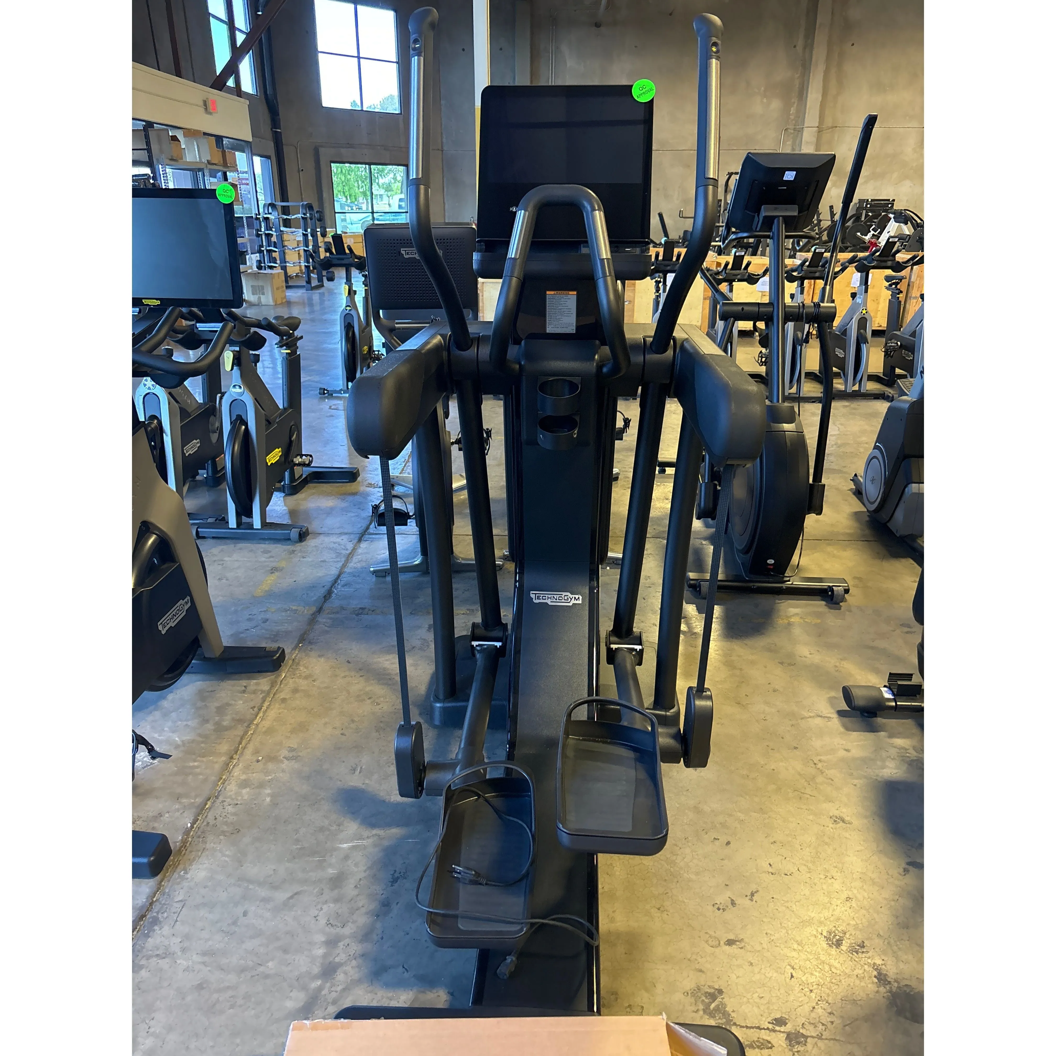 TechnoGym Artis Vario Elliptical Cross Trainer (2nd)