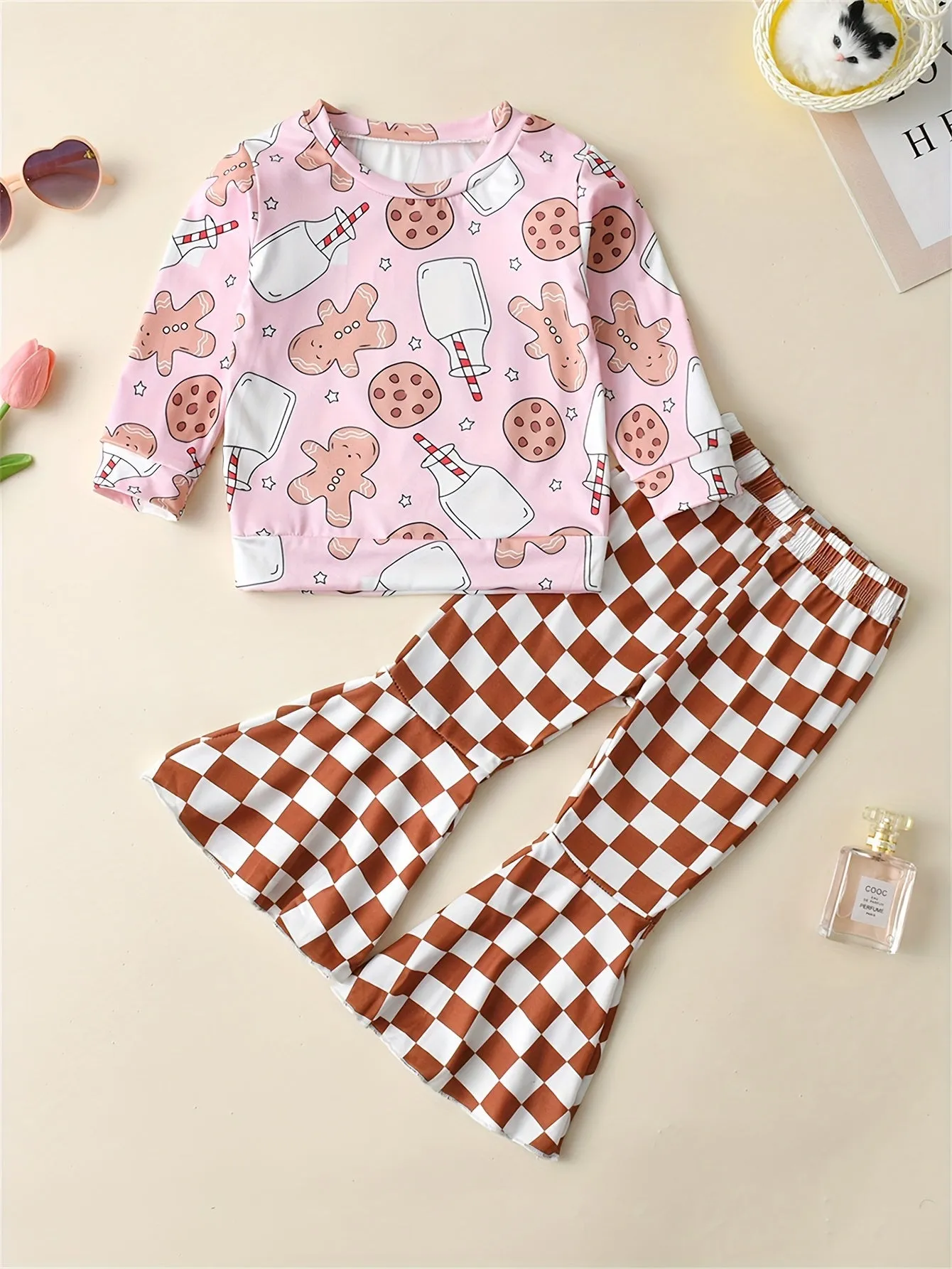 Toddler Girls Cartoon Gingerbread Man Graphic Pullover   Plaid Flare Pants Kids outdoor Clothes Christmas