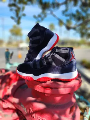 W Air Jordan 11 Retro "Bred Velvet"